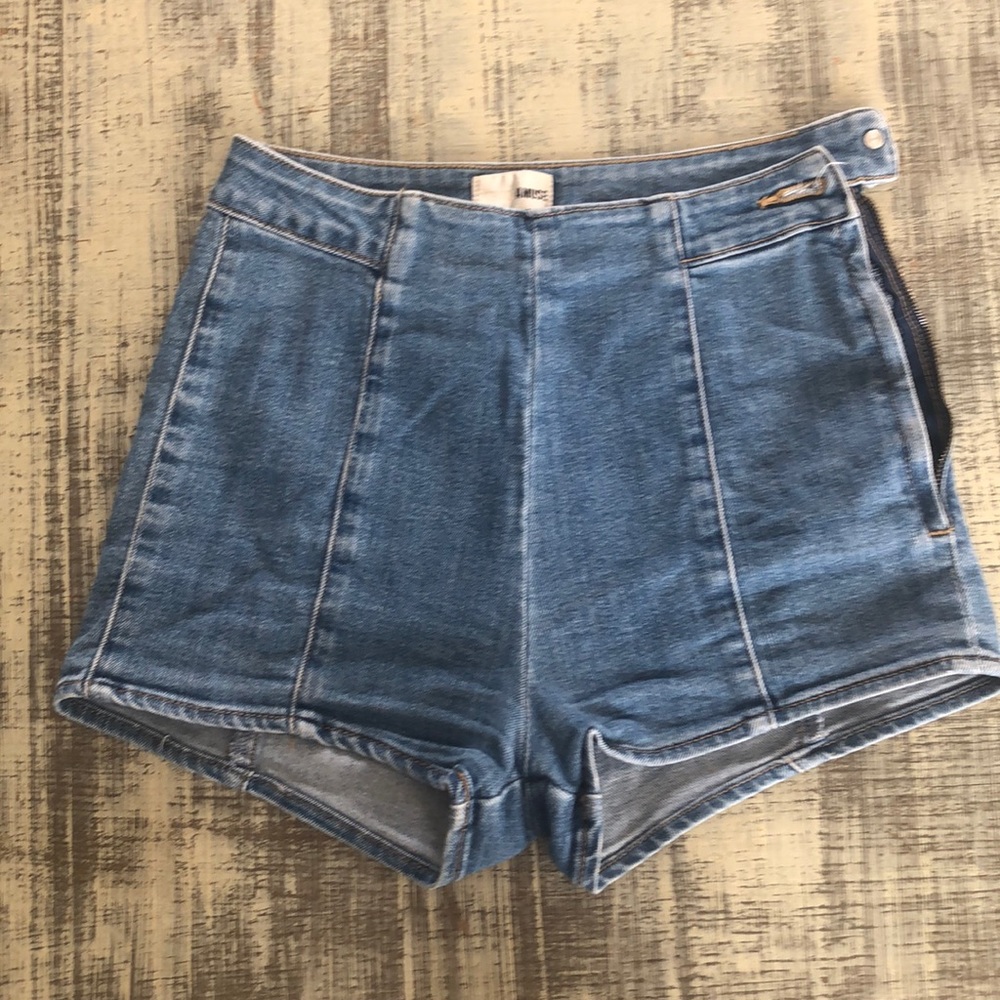 High waisted jean shorts - Amuse Society